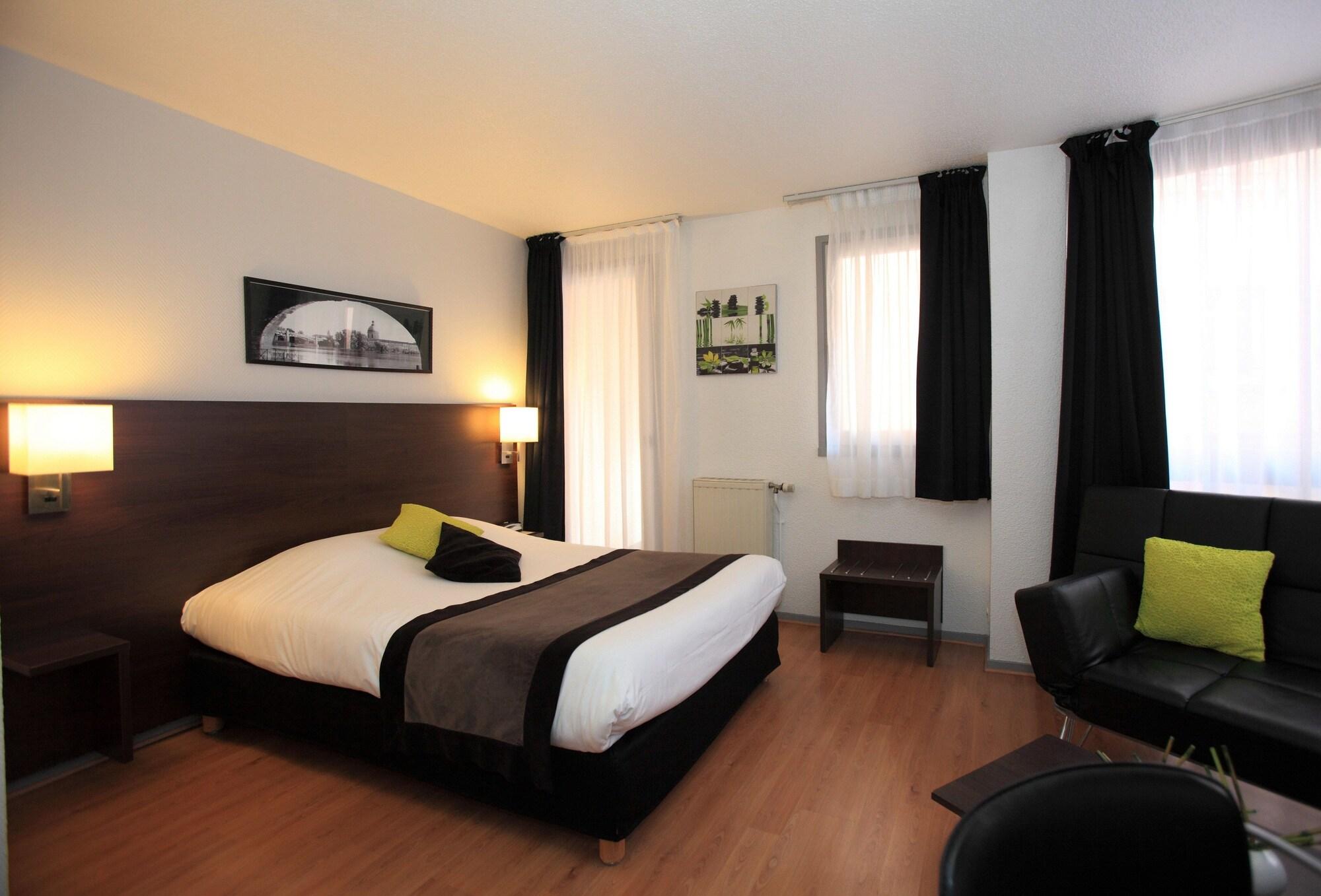 Castellane Hotel