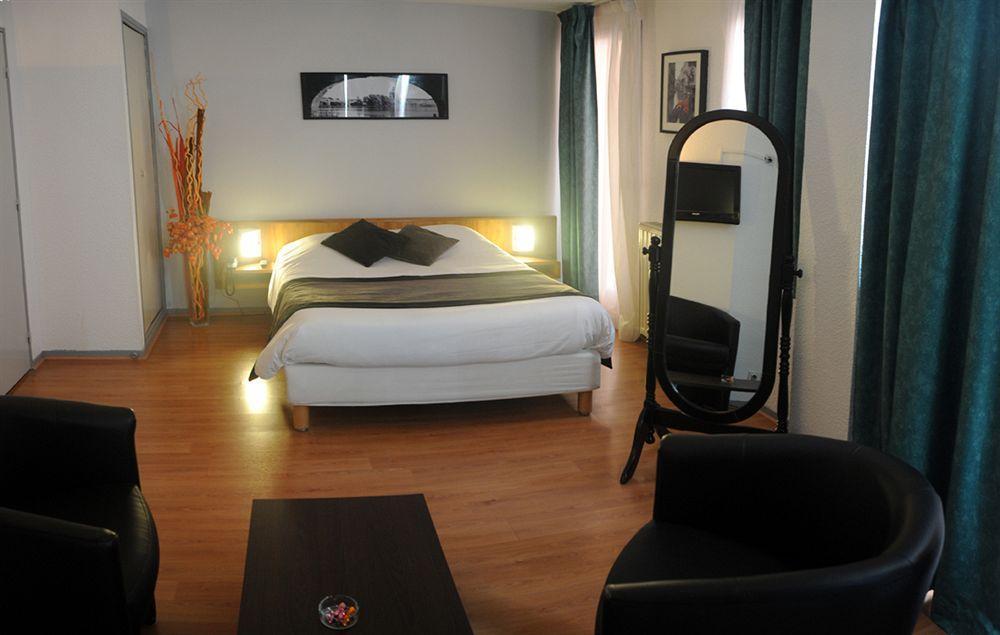 Hotel Castellane 2*