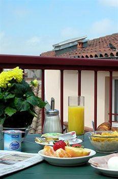 Castellane Hotel